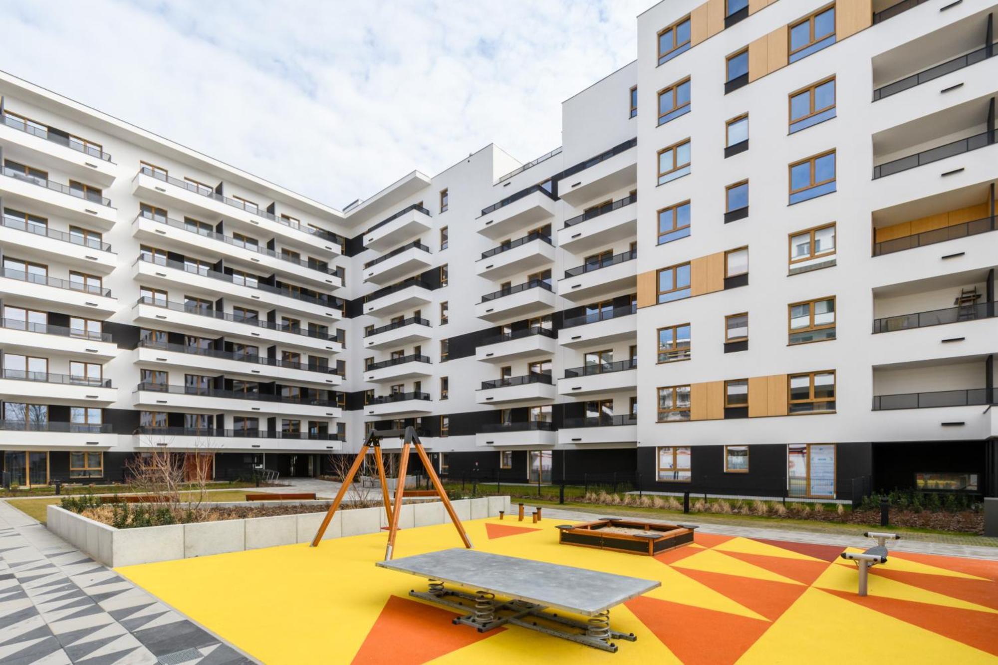 M&R Apartament Airport&Business Premium Komputerowa - Underground Garage - Free Wifi - Netflix - Self Check-In - 5 Min From Chopin Airport Warsaw Luaran gambar